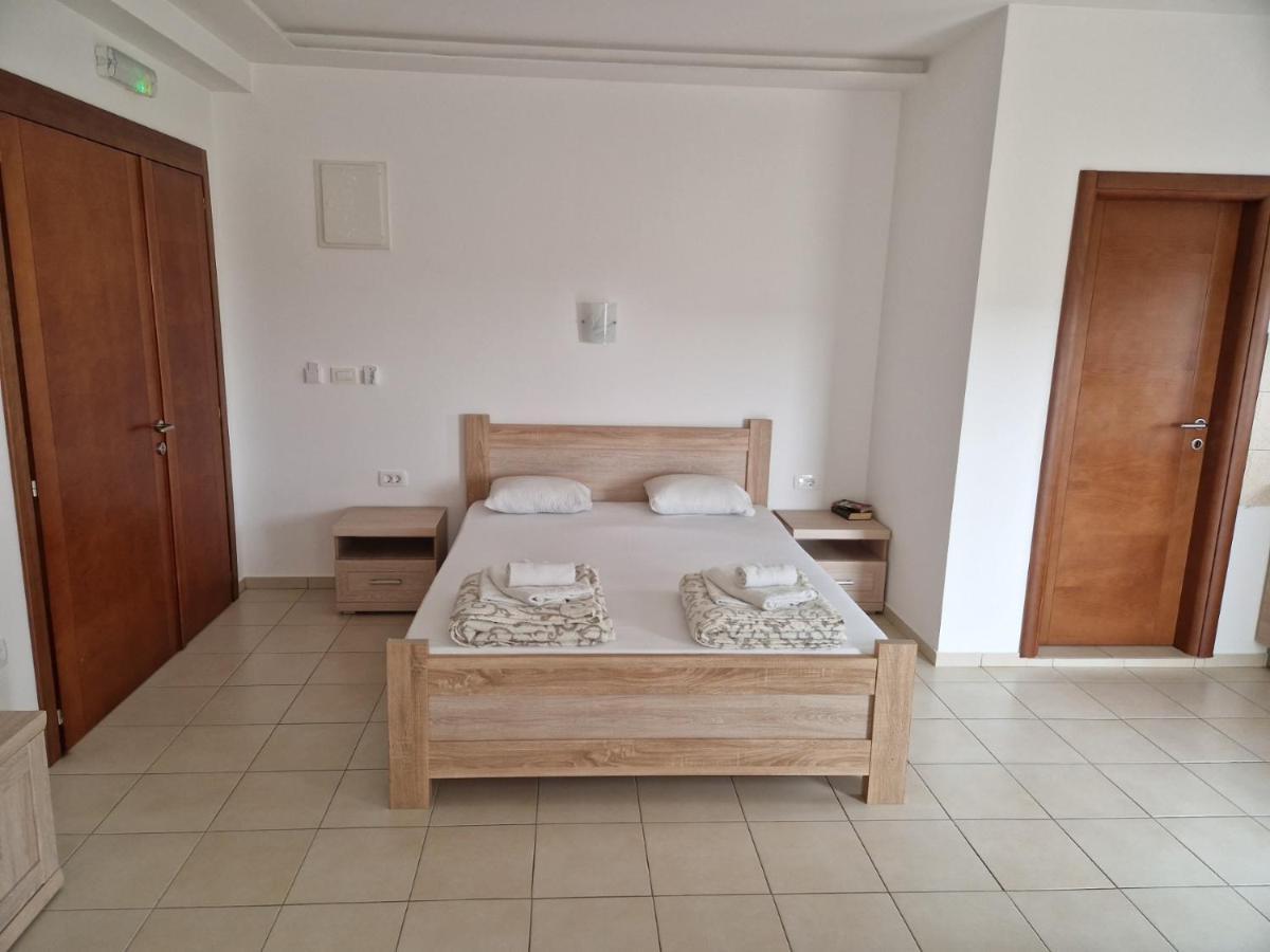 Apartmani Marina Kopitovic Petrovac Exterior foto