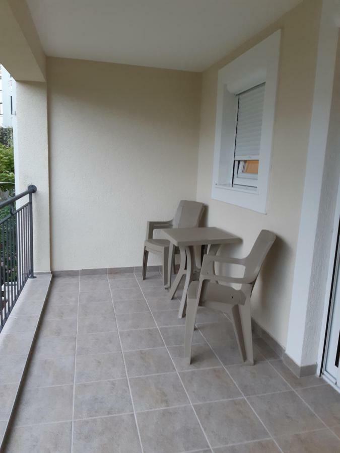 Apartmani Marina Kopitovic Petrovac Exterior foto