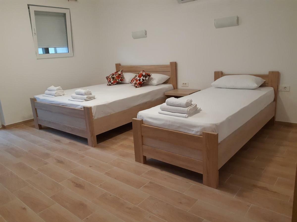 Apartmani Marina Kopitovic Petrovac Exterior foto