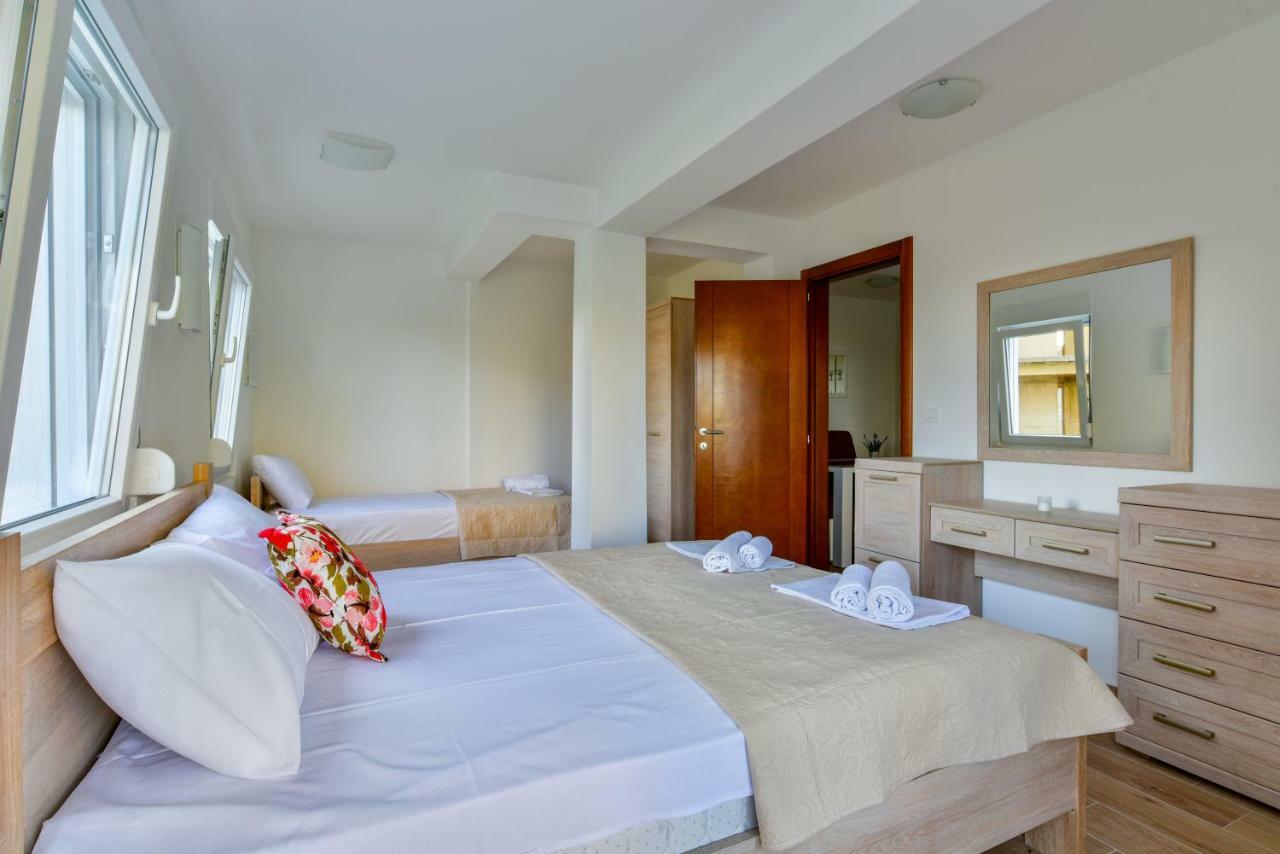 Apartmani Marina Kopitovic Petrovac Exterior foto